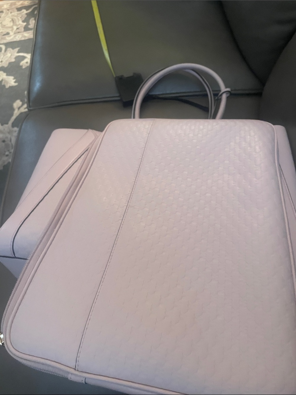 MICHAEL KORS Light Pink Quilted Tote with Matching Laptop Sleeve - Picture 7 of 7